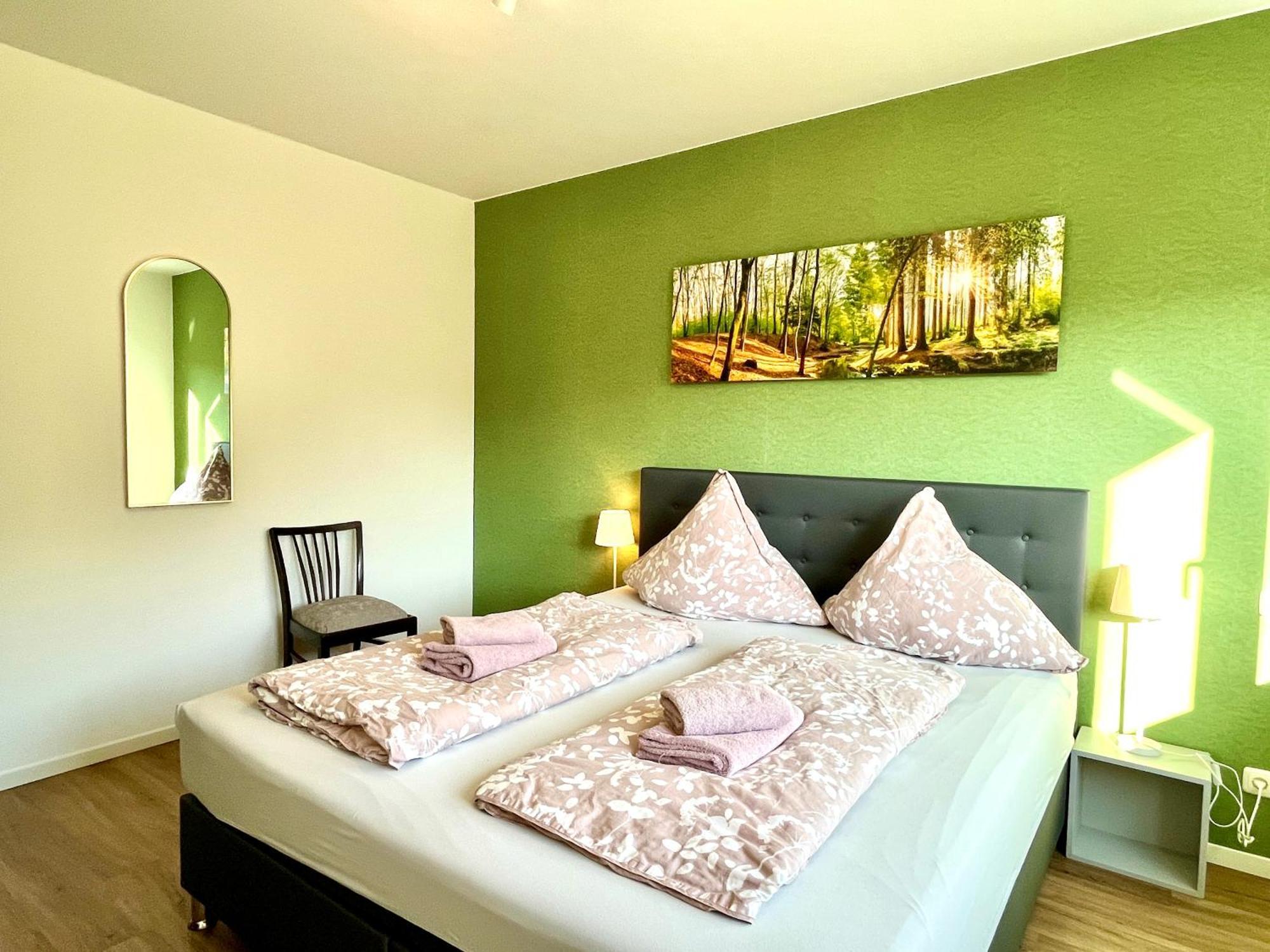Ferienwohnung Moseltraum, 1-6 Pers, Mit 3 Schlafzimmer Und Panoramabalkon Müden Exteriör bild