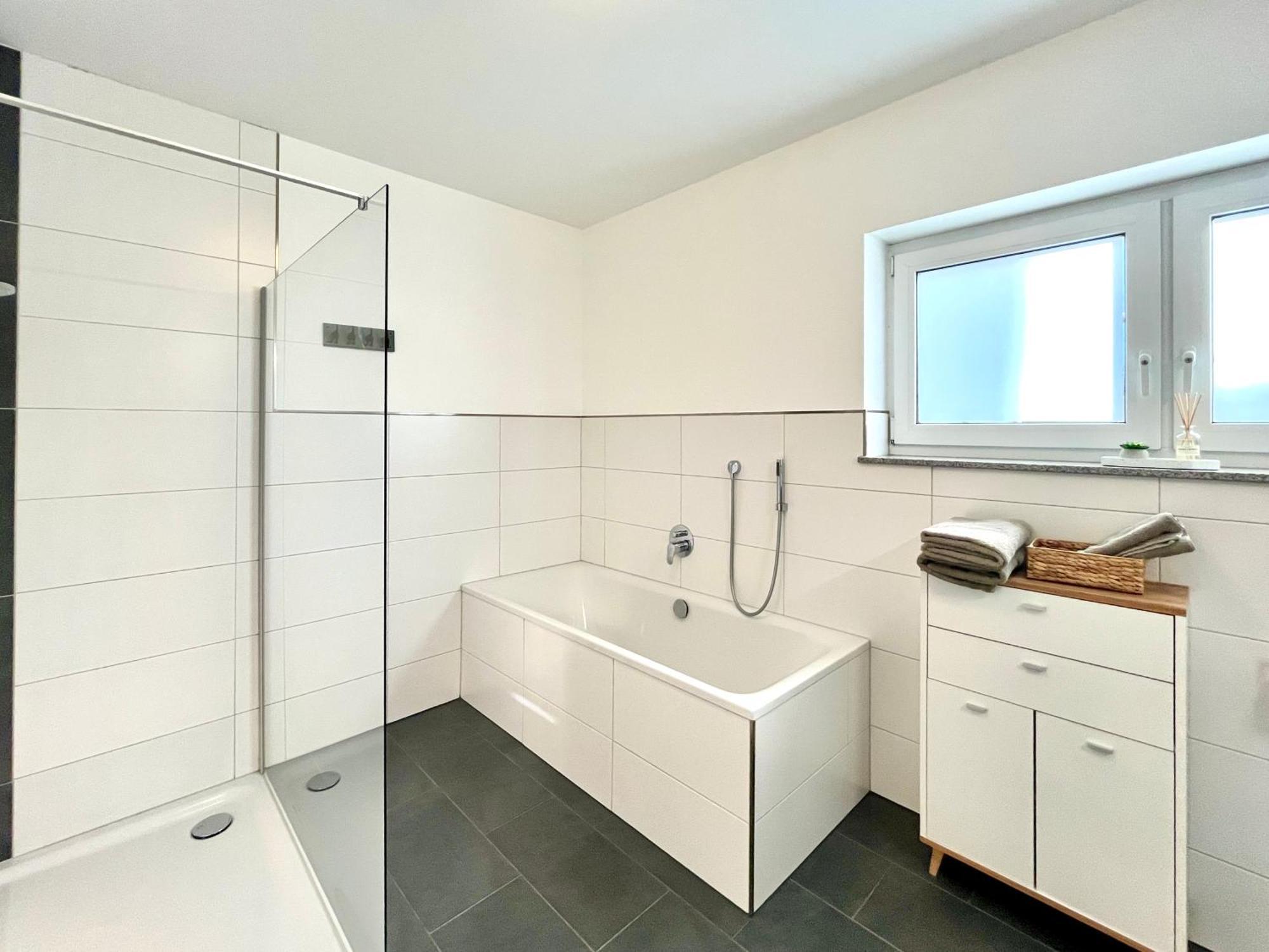 Ferienwohnung Moseltraum, 1-6 Pers, Mit 3 Schlafzimmer Und Panoramabalkon Müden Exteriör bild