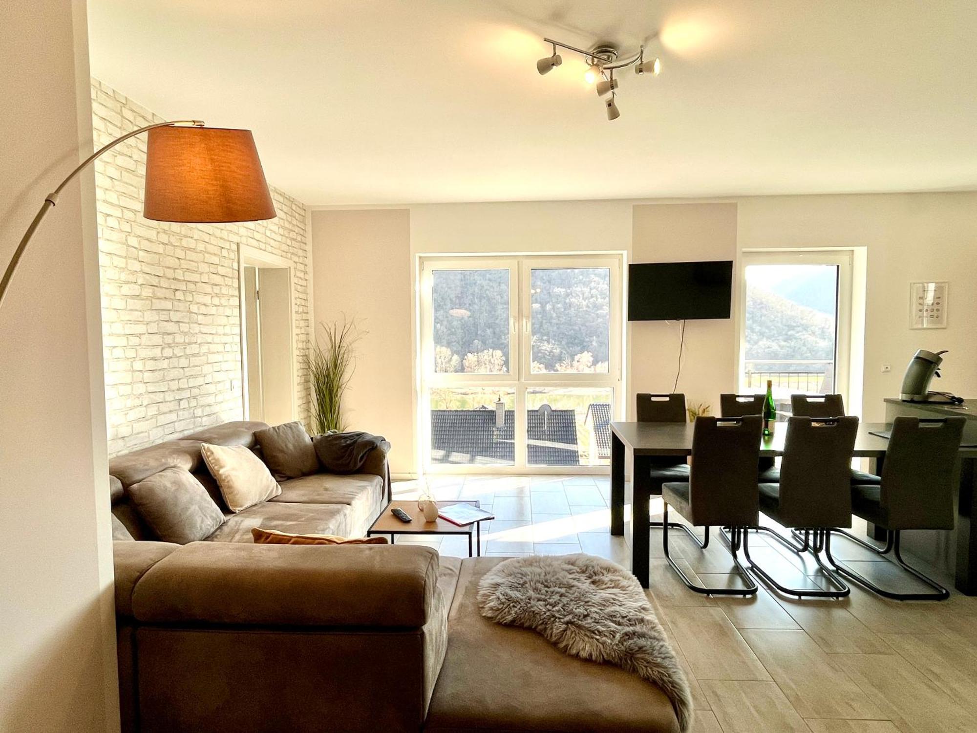 Ferienwohnung Moseltraum, 1-6 Pers, Mit 3 Schlafzimmer Und Panoramabalkon Müden Exteriör bild