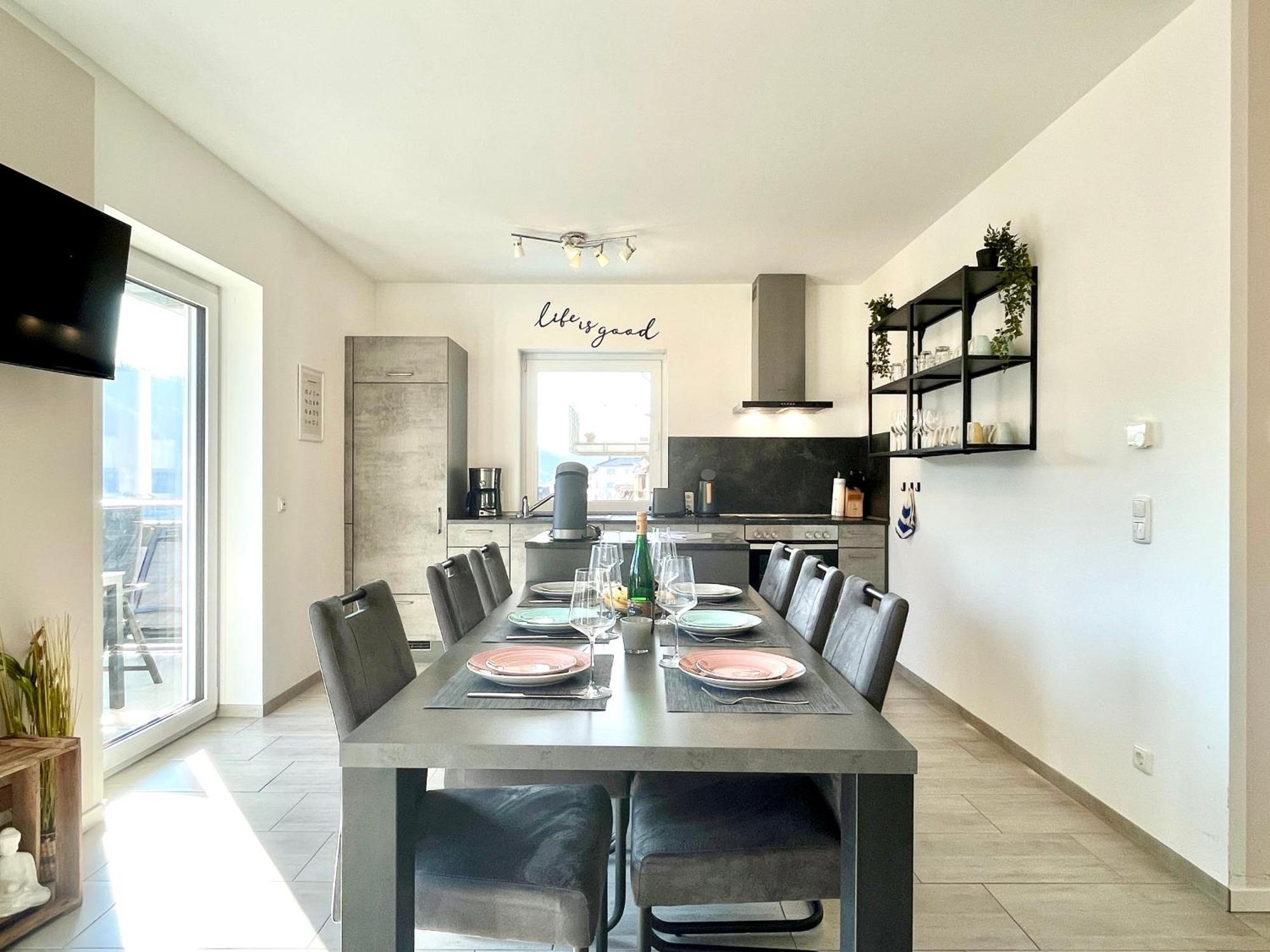 Ferienwohnung Moseltraum, 1-6 Pers, Mit 3 Schlafzimmer Und Panoramabalkon Müden Exteriör bild